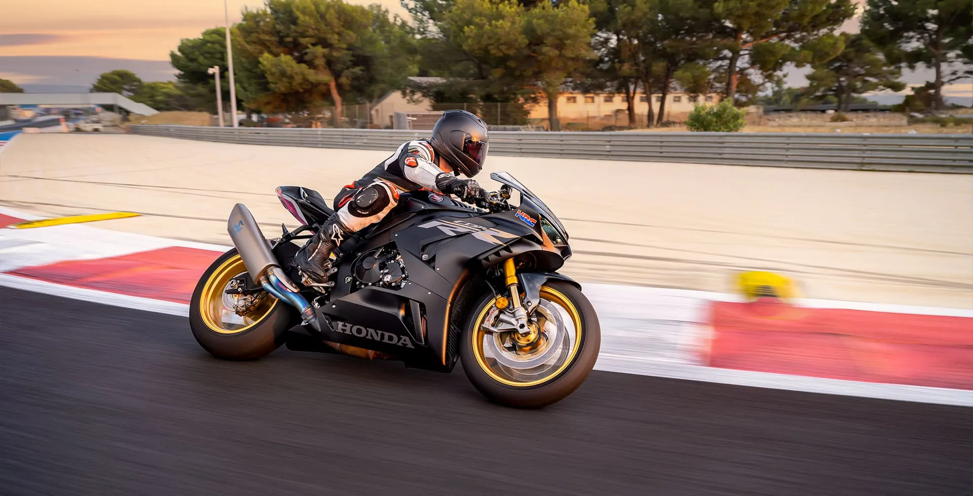 CBR 1000RR-R FIREBLADE SP  